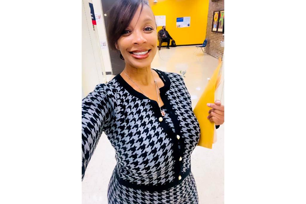 Ms. D'Vignon